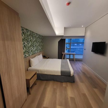 Infinity Tower Suites San Pedro Makati Eksteriør billede