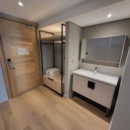 Infinity Tower Suites San Pedro Makati Eksteriør billede