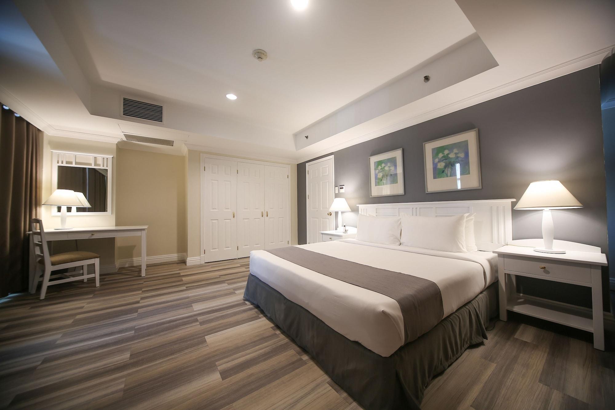 Infinity Tower Suites San Pedro Makati Eksteriør billede