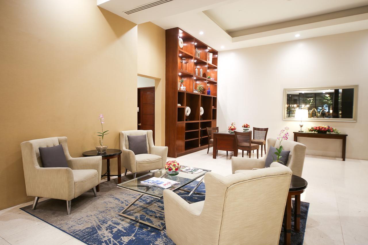 Infinity Tower Suites San Pedro Makati Eksteriør billede
