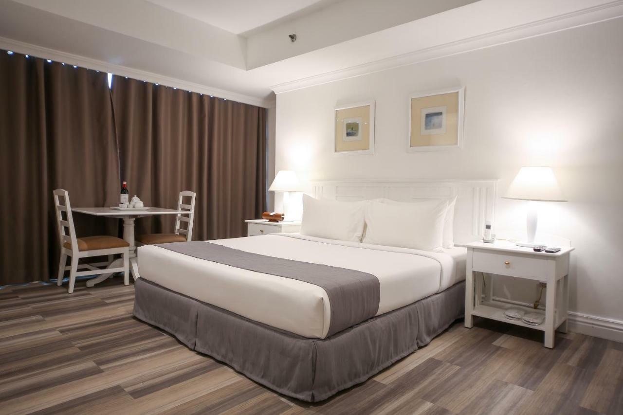 Infinity Tower Suites San Pedro Makati Eksteriør billede